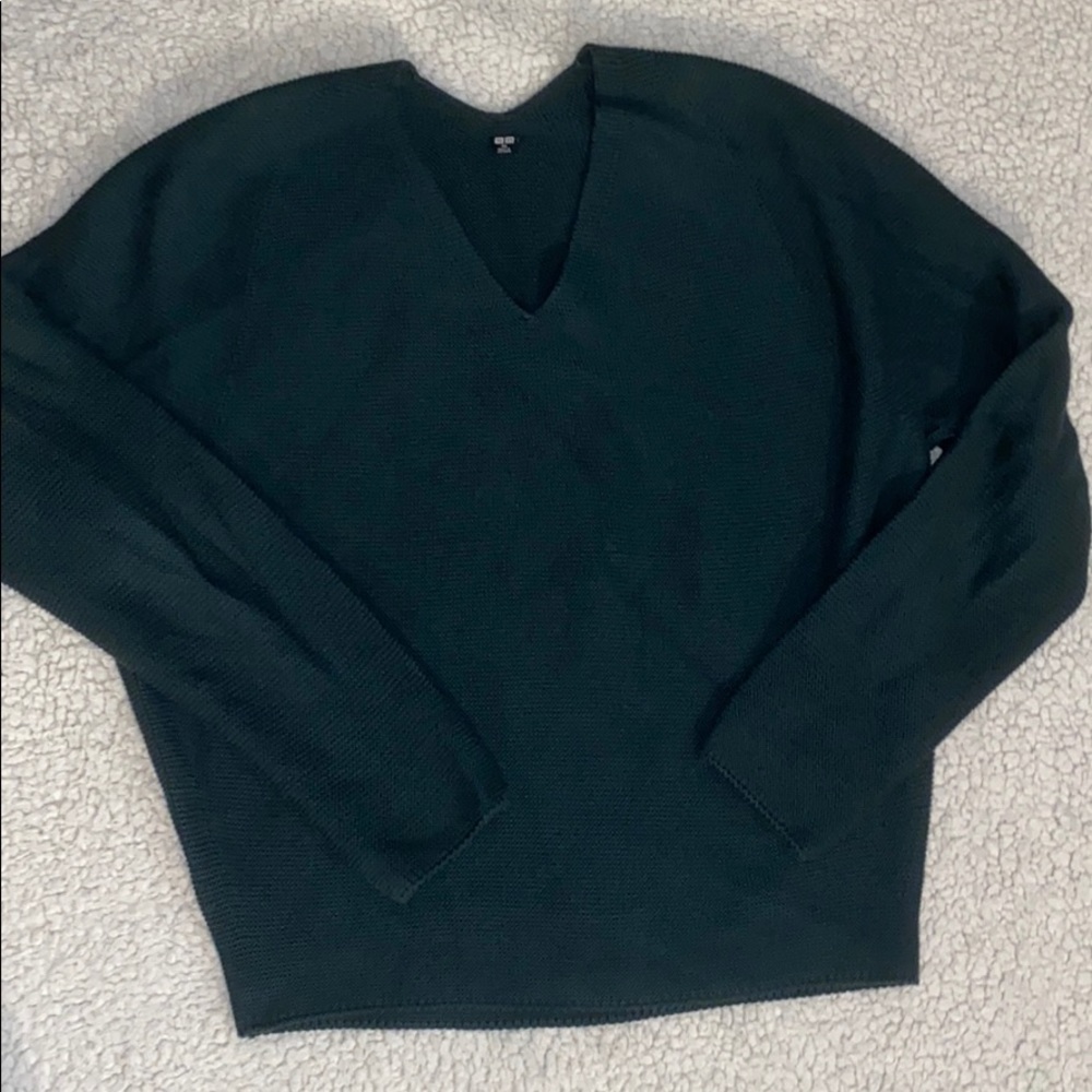 Uniqlo Green Sweater - size S